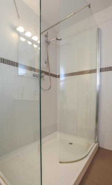 Queens Large 2 Bdr & 1 Bdr Apartments By Belfast City Breaks Εξωτερικό φωτογραφία